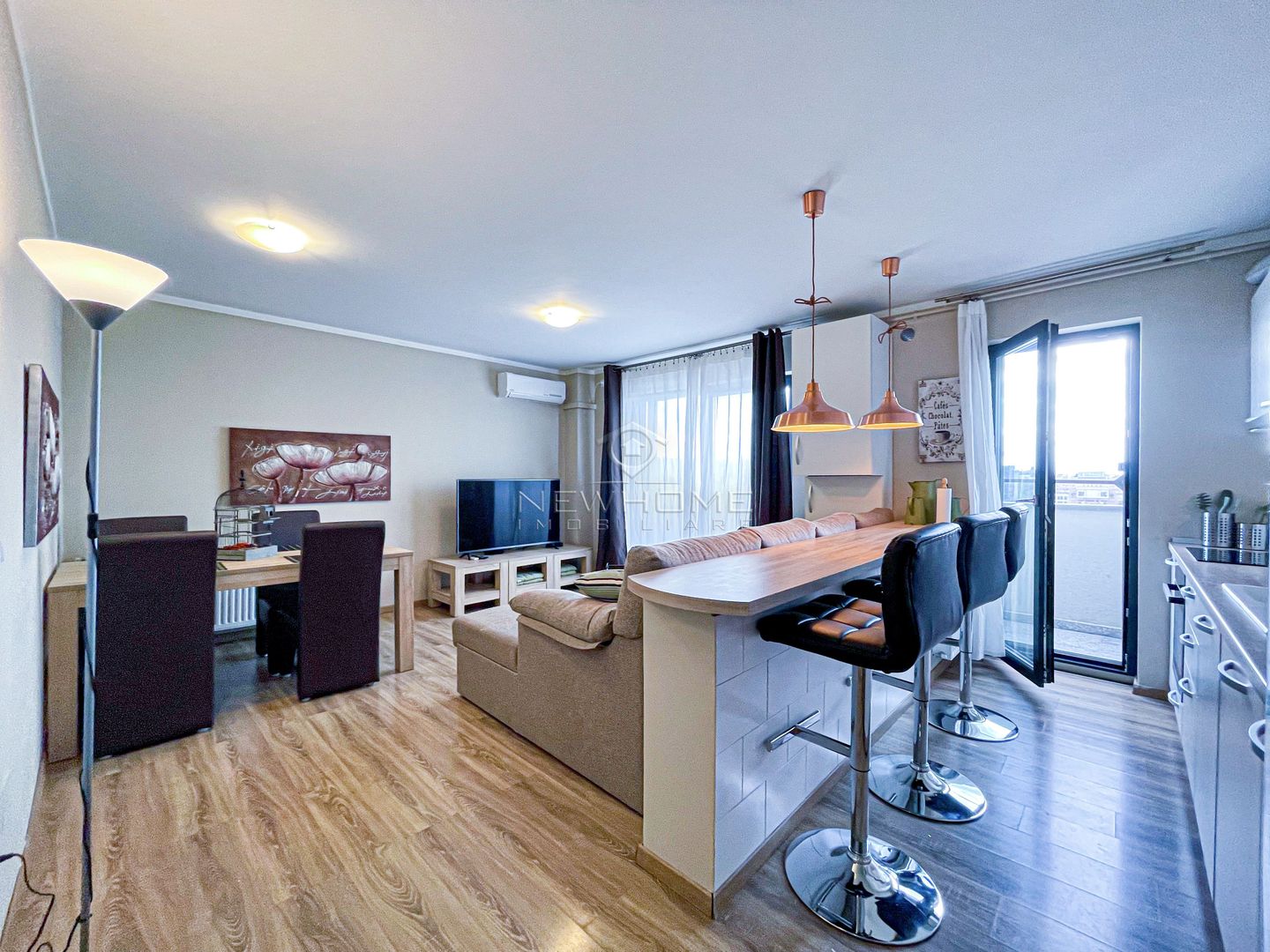 Apartament LUX 3 camere, Parcare, zona Iulius Mall