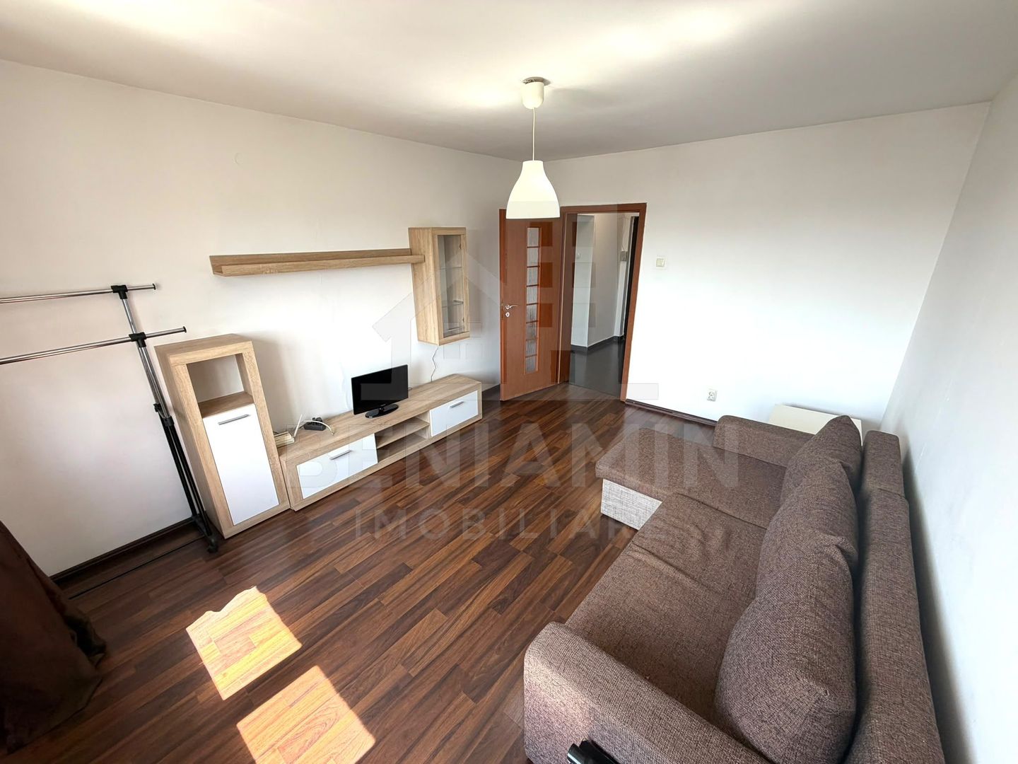 2 camere decomandat - 52m - teava de gaze - Brazda - Rendez Vous