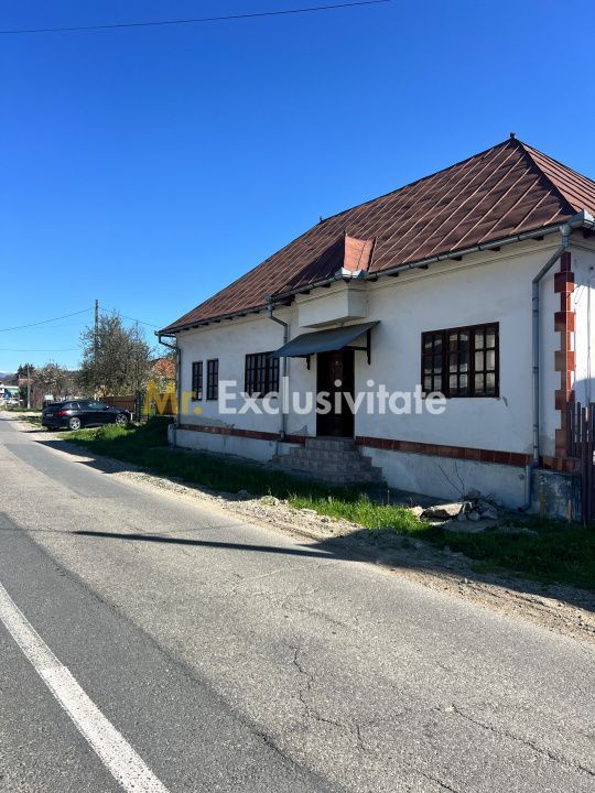 Casă în Comuna Corbi, Argeș – ideală pentru afacere