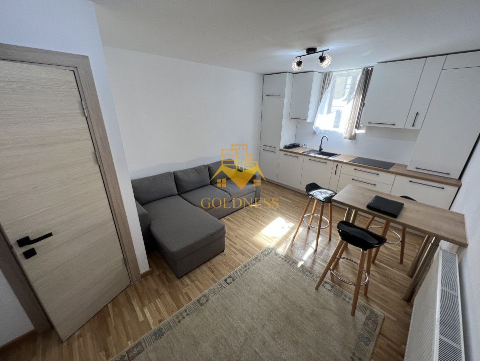 3 camere, modern, central, Piata Mihai Viteazu,zona Aquina Pool,Fierul