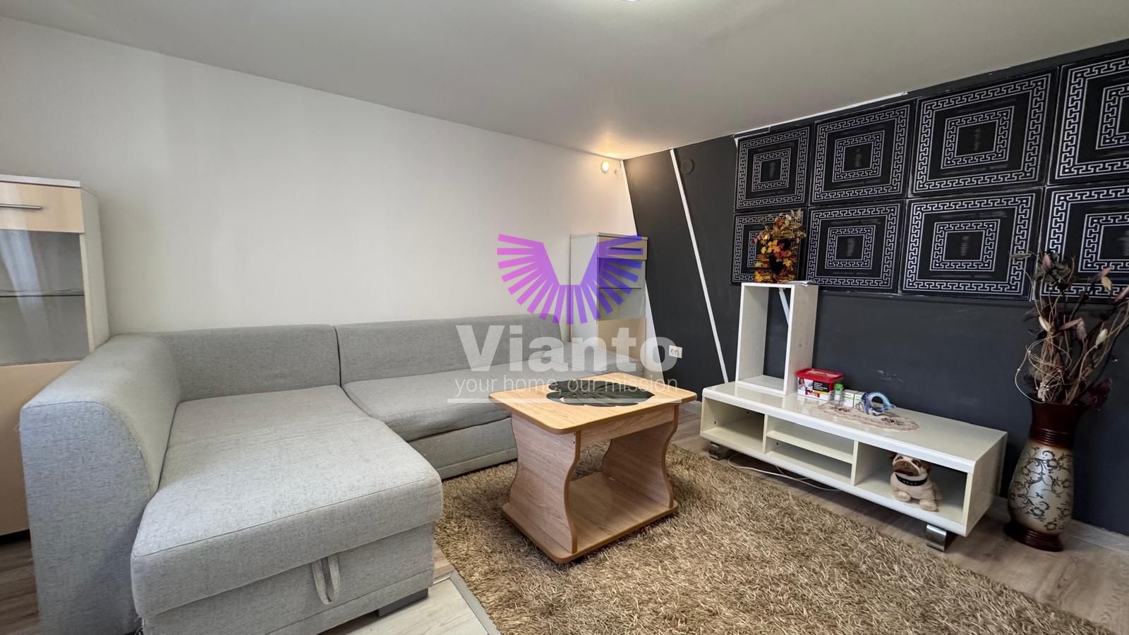 Casa Individuala de Inchiriat 5 Camere - Curte cu Zona de Barbeque-Gusterita