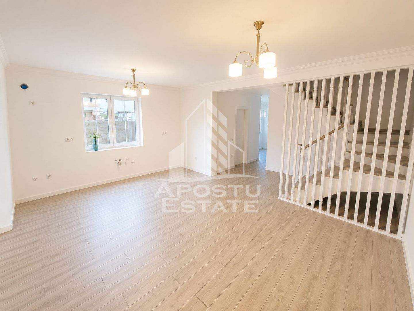 Duplex deosebit 5 camere de vanzare | Zona Torontalului | Timișoara