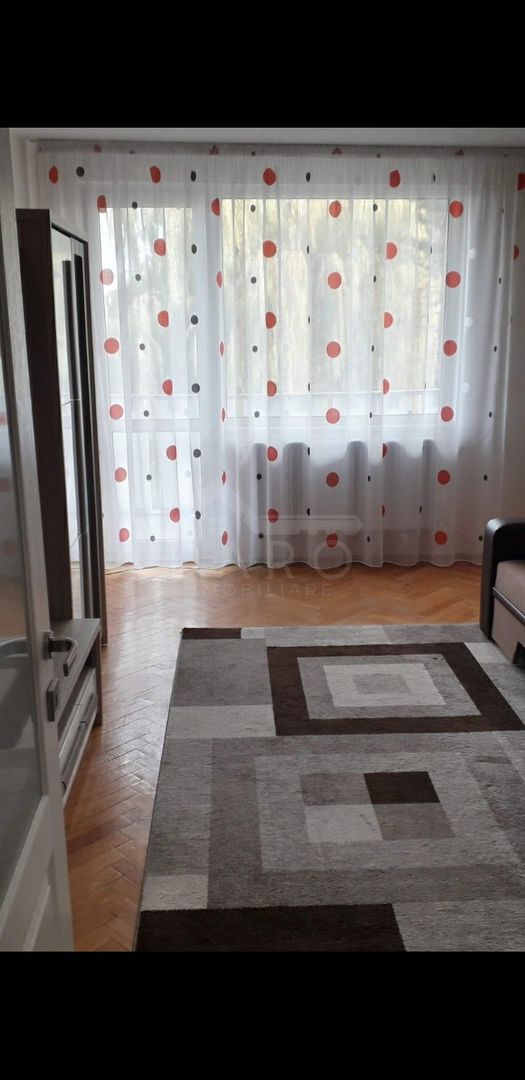 Apartament 2 camere de inchiriat conf 1 strada Parangului
