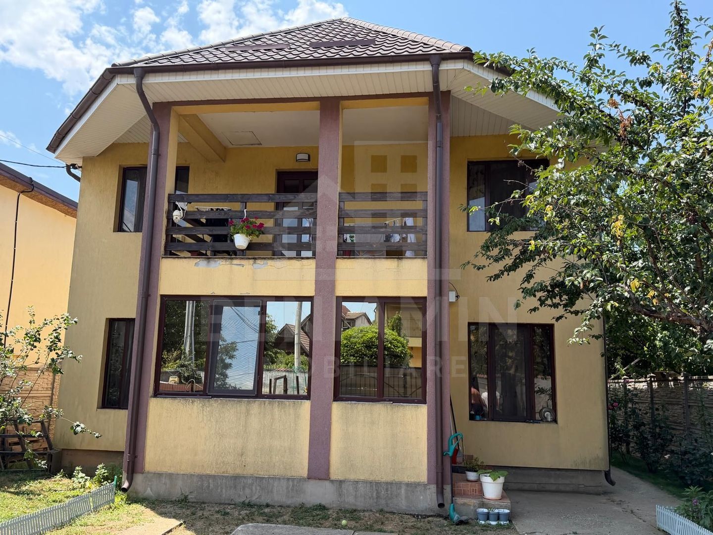 Casa moderna 5 Dormitoare 524mp teren Bariera Valcii -mobilata