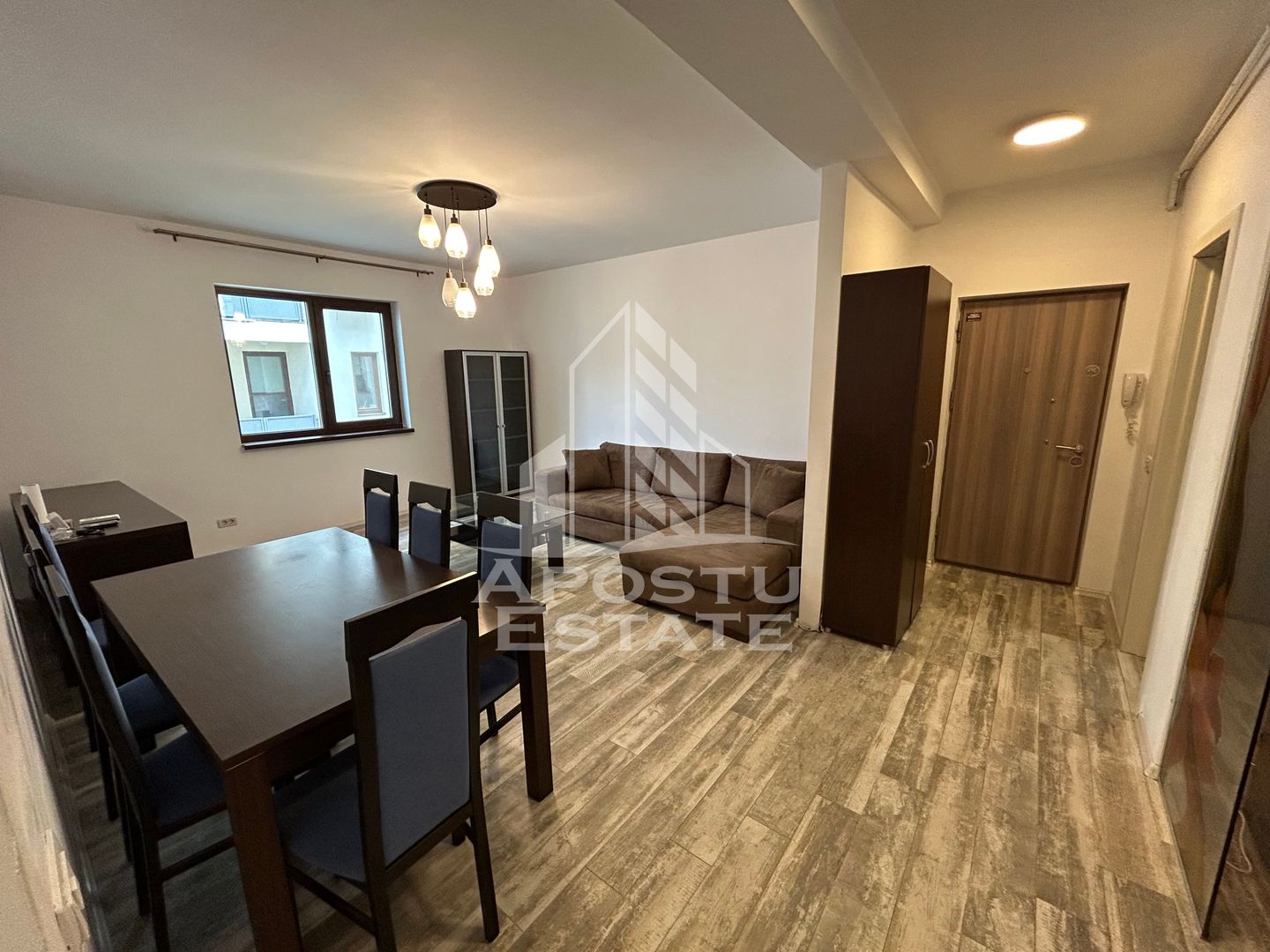 Apartament 3 camere de vanzare, 70 mp, Etajul 1, Giroc Planetelor
