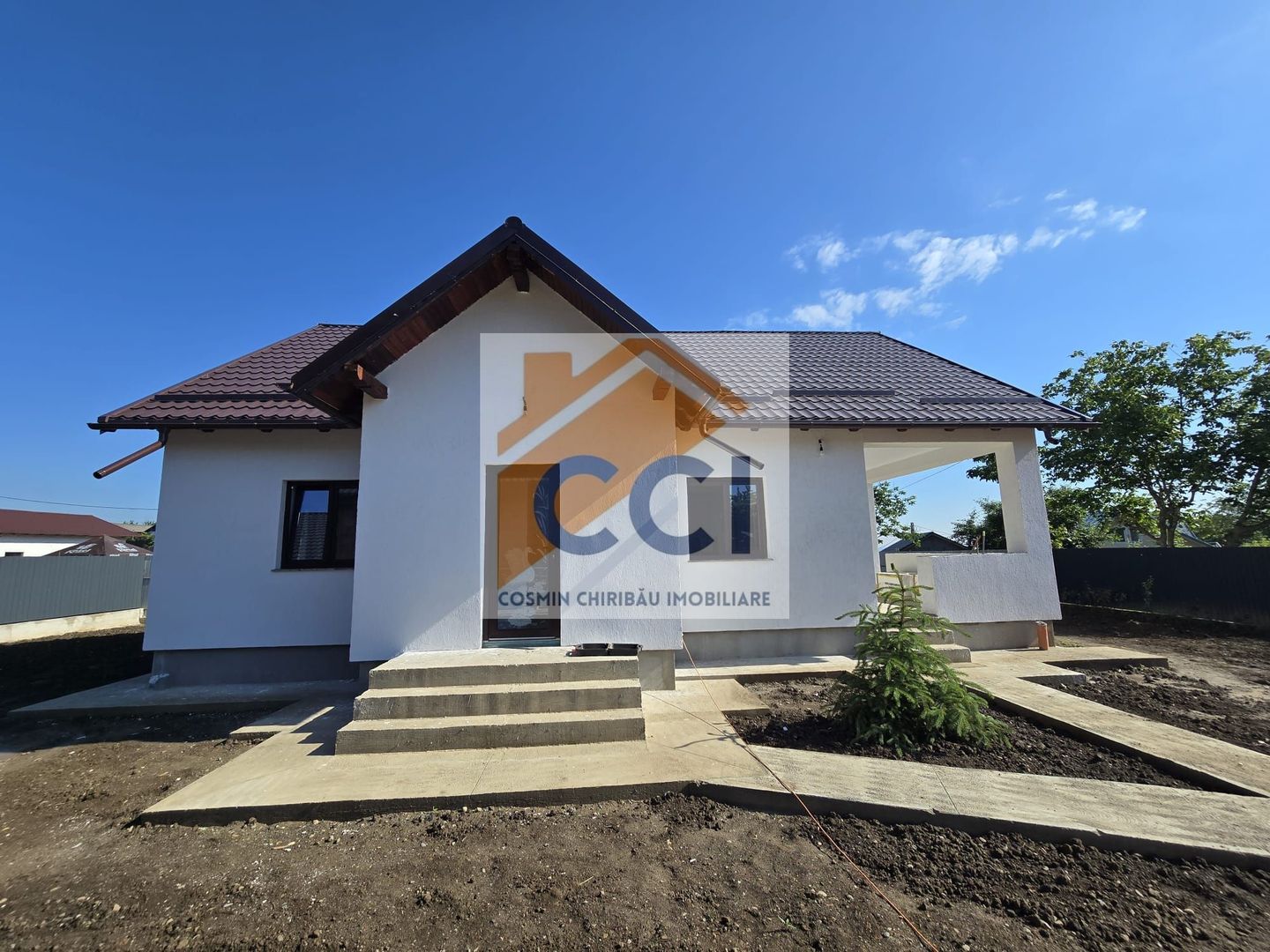 Casă Nouă Modernă de Vânzare –Sărata, Bacău,Confort, Spațiu și Liniste