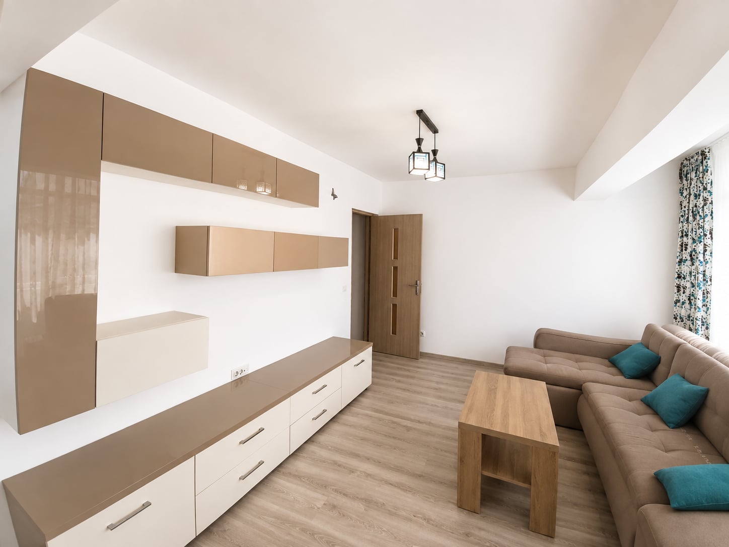 Apartament 2 camere de vânzare în Burdujeni – 70 mp, bloc 2016