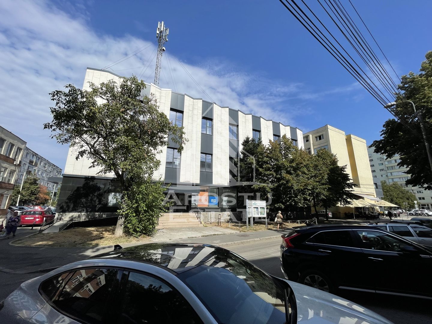 Cladire cu destinatie de clinica medicala, S+P+2E, Circumvalatiunii.