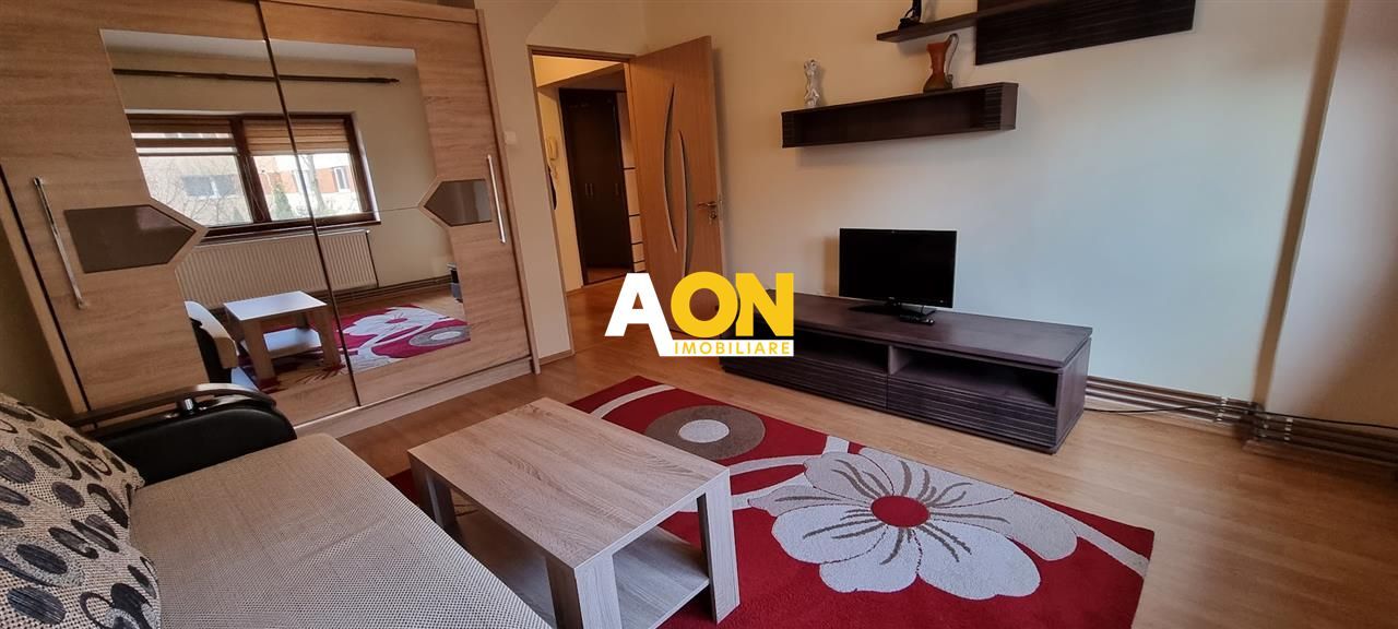 Apartament cu 1 Camera, Etaj 1, Zona Cetate