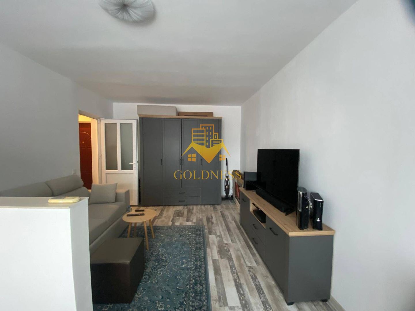 1 camera, Gruia, Premium, Cetățuia, UBB, Horea
