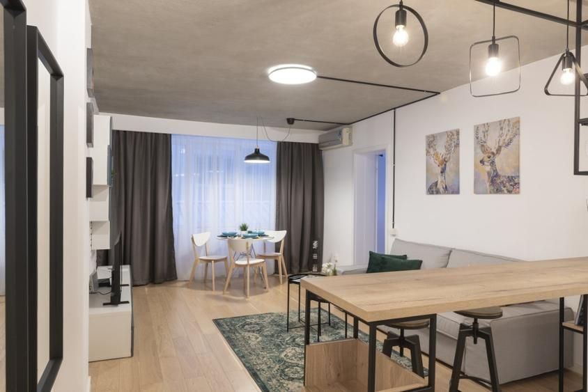 Apartament 3 camere, Sala Palatului, Blocul turn, etaj1
