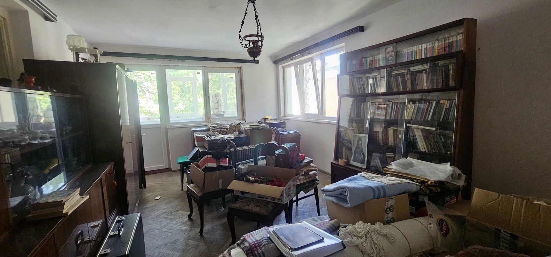 De vanzare - Casa P+1E - Alea Trandafirilor - 220.000 euro
