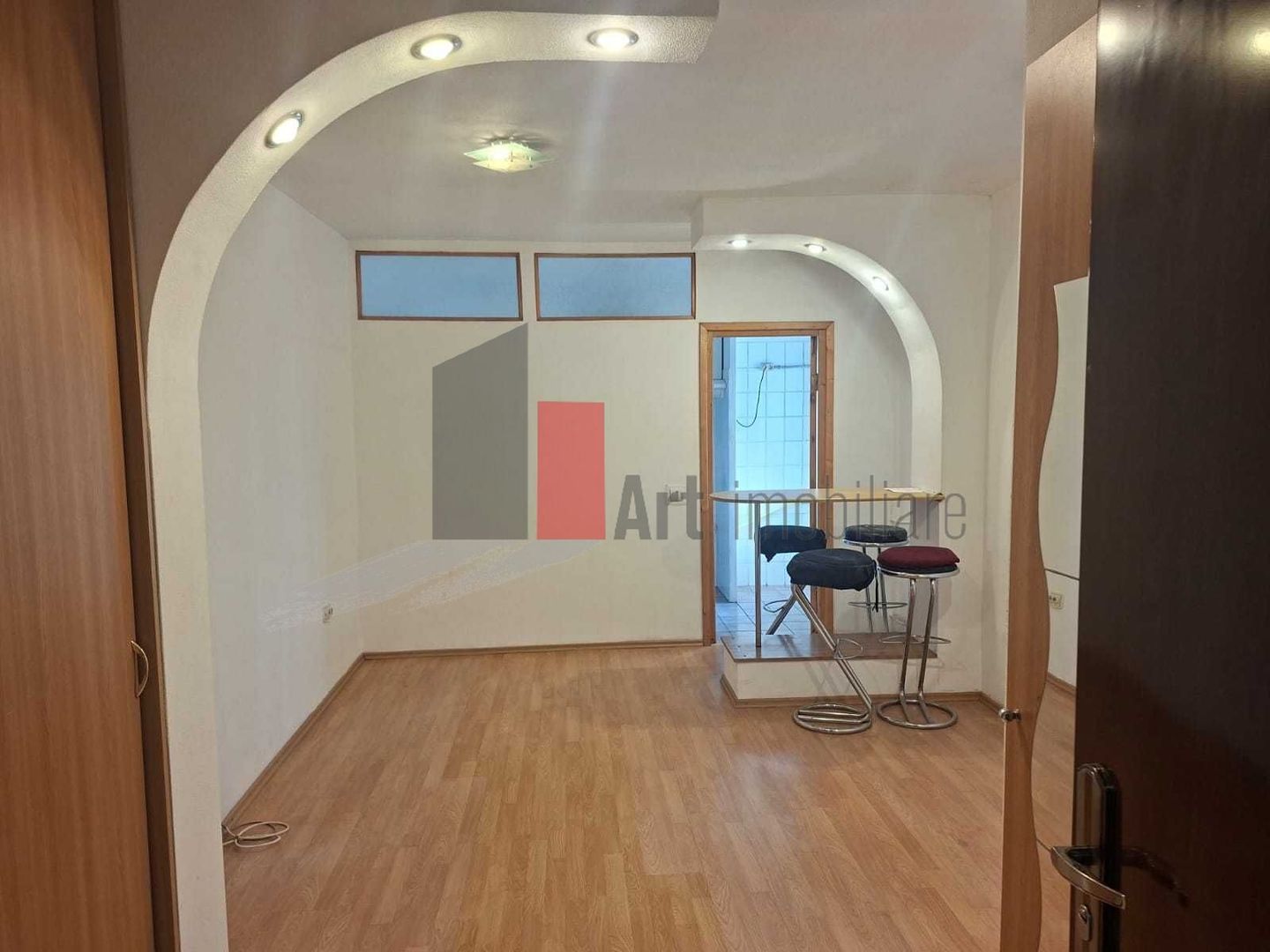 APARTAMENT 2 CAMERE MOSILOR