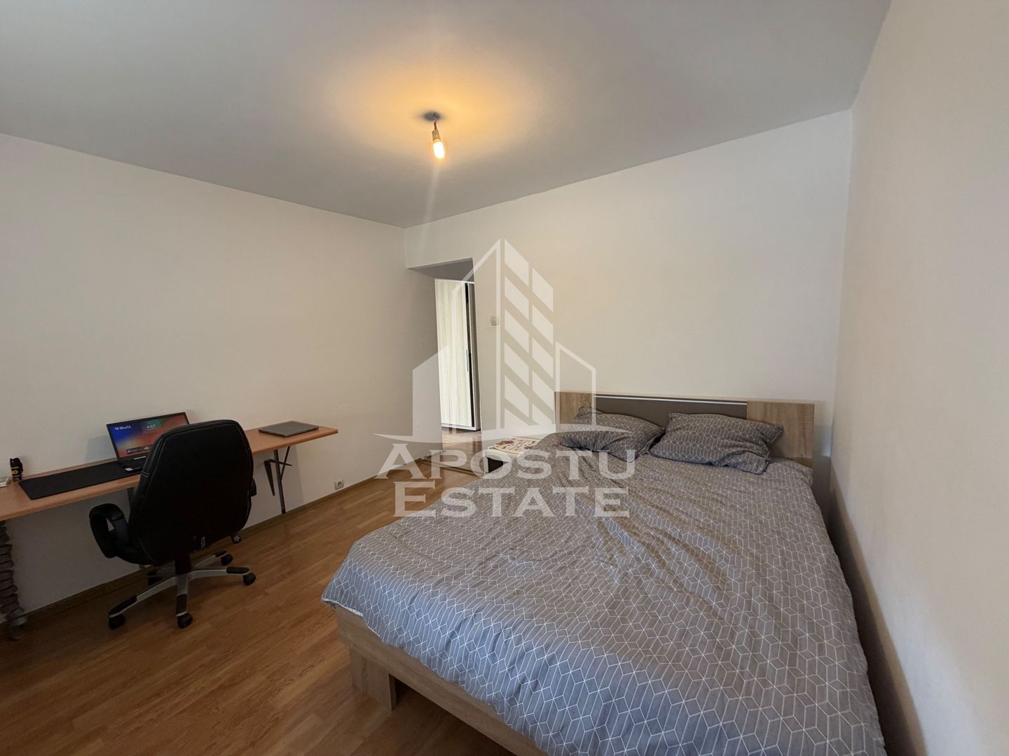 Apartament cu 3 camere de vanzare, decomandat ,Lipovei, Timisoara