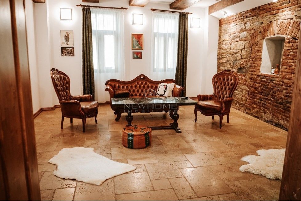 Casa de vanzare 4 camere, zona centrala Gherla