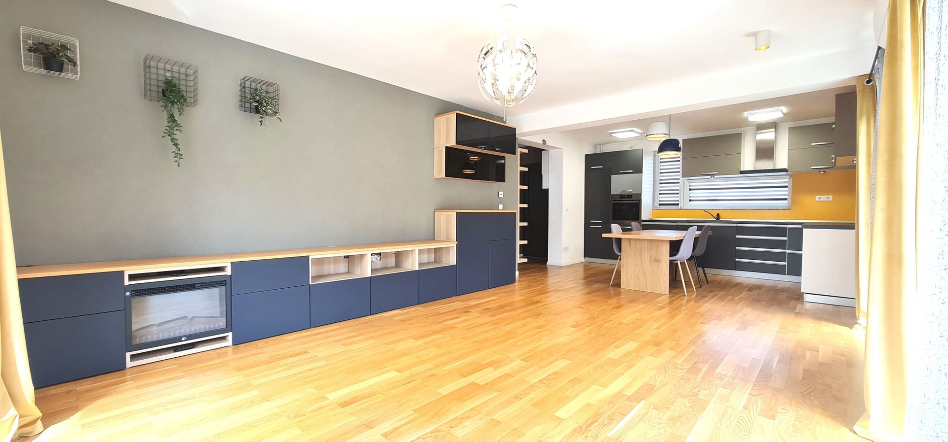 Casa semimobilata semiutilata modern cartier Izvor Tarlungeni Brasov
