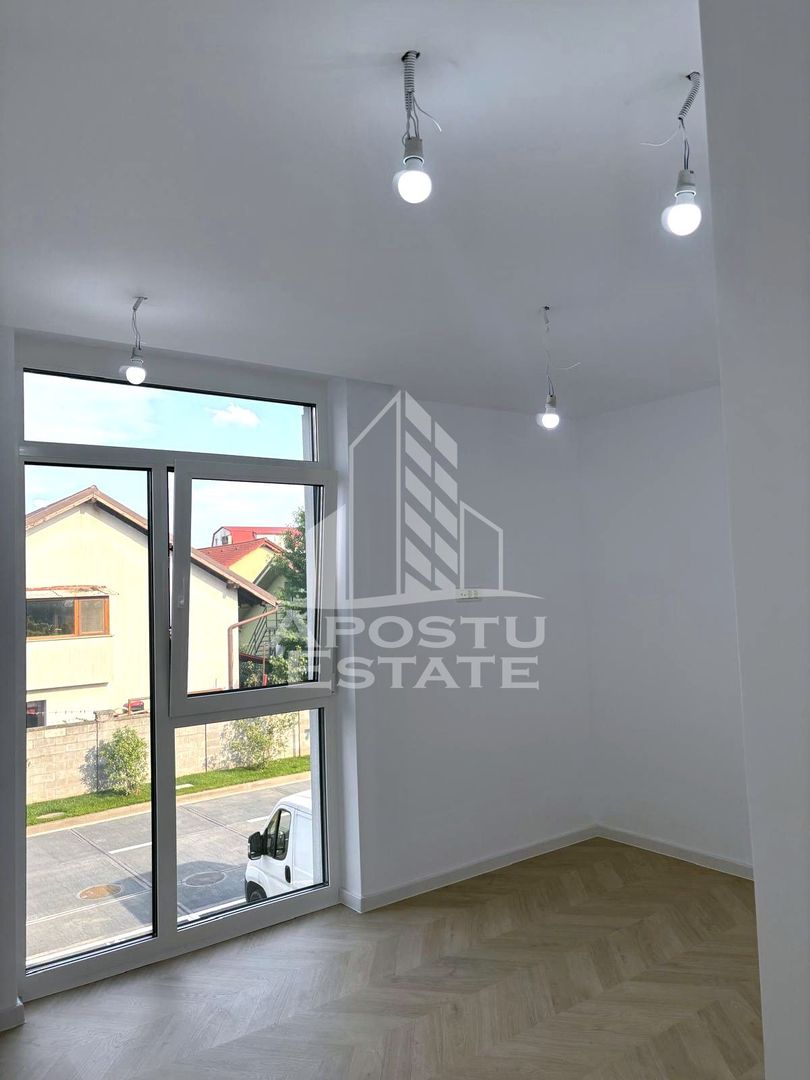 Apartament cu 1 camera nemobilat de inchiriat in zona Aradului