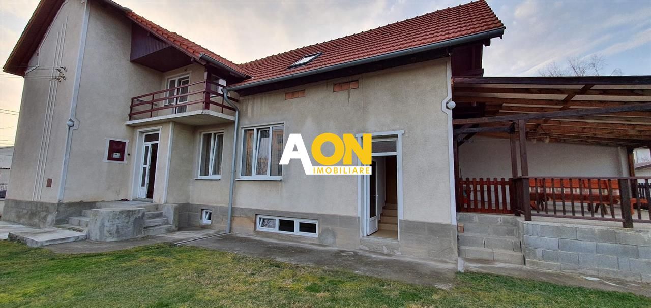 Casa 4 camere, garaj, 680 mp teren, ultracentral, Alba Iulia