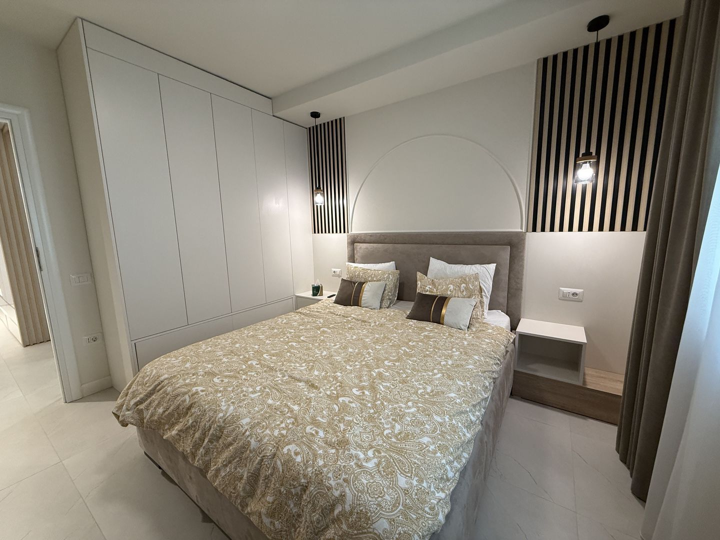 Apartament 2 camere cu TERASĂ, prima închiriere - zona Doamna Stanca
