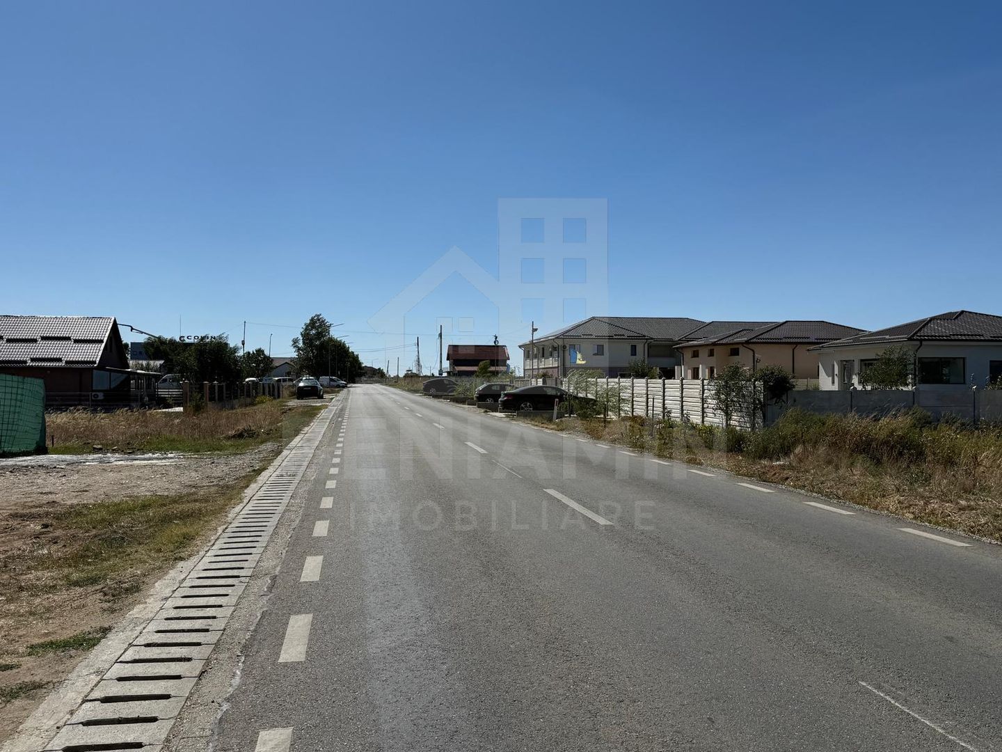 Teren intravilan 990mp Carcea Hanul cu Ponei strada Aeroportului