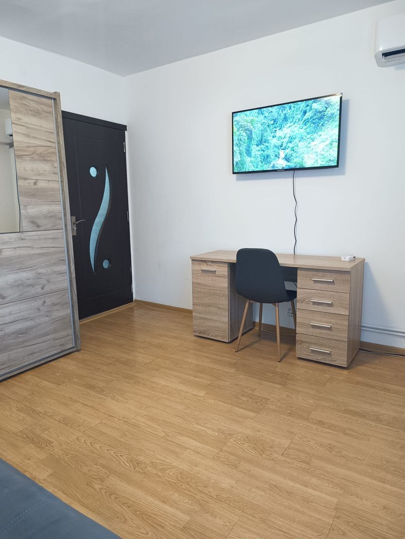 De inchiriat apartament cu o camera, etaj 1, Mazepa 1, 1500 lei