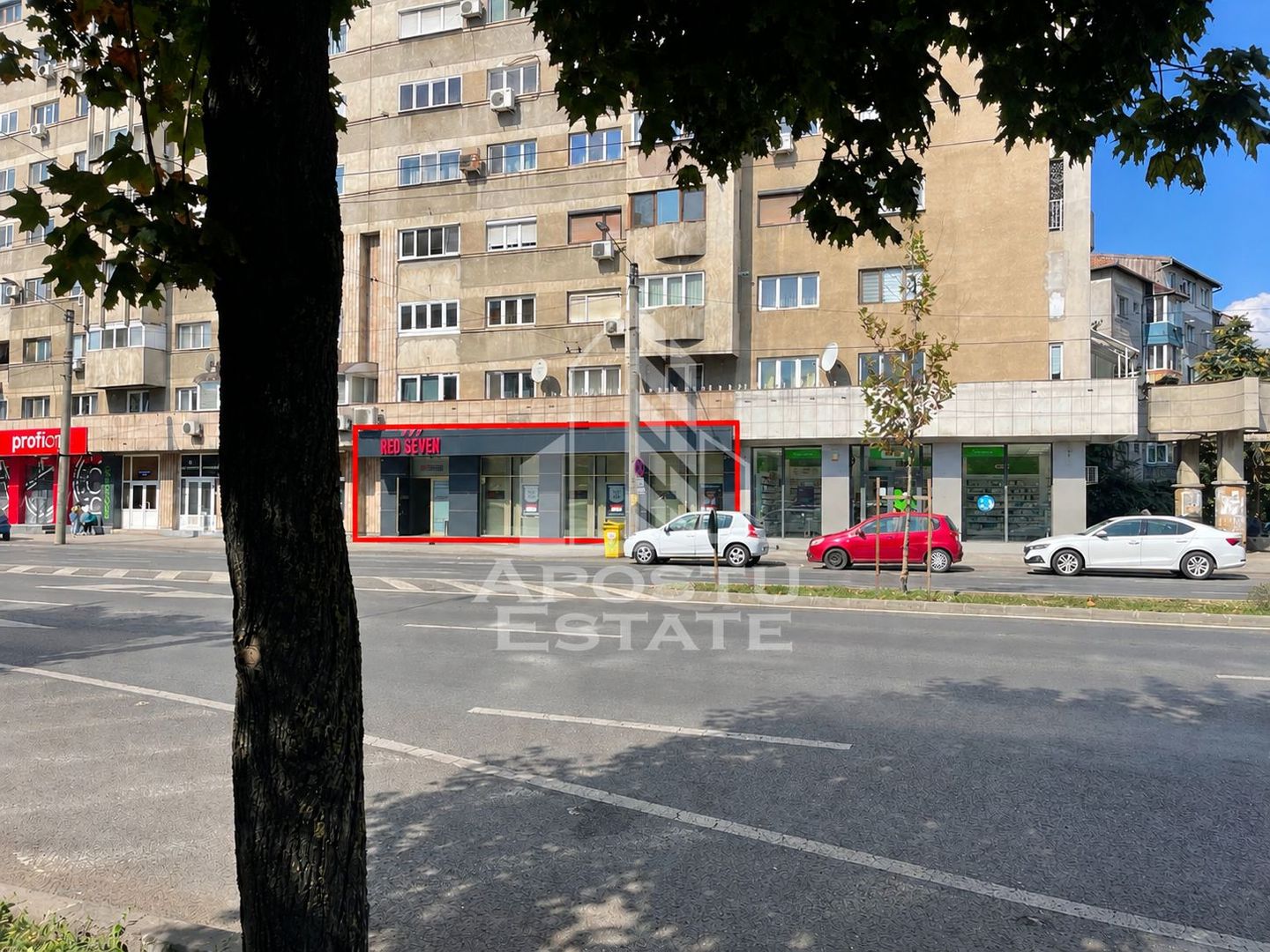 Spatiu comercial 180 mp de inchiriat, str. Simion Barnutiu.