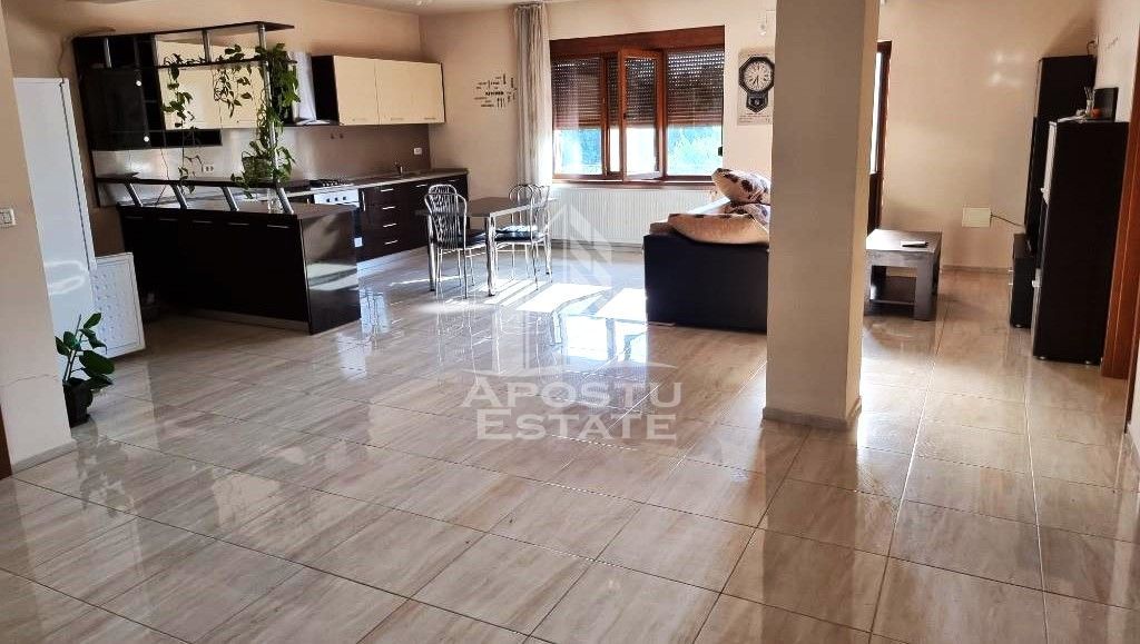 Apartament 3 camera zona Intim