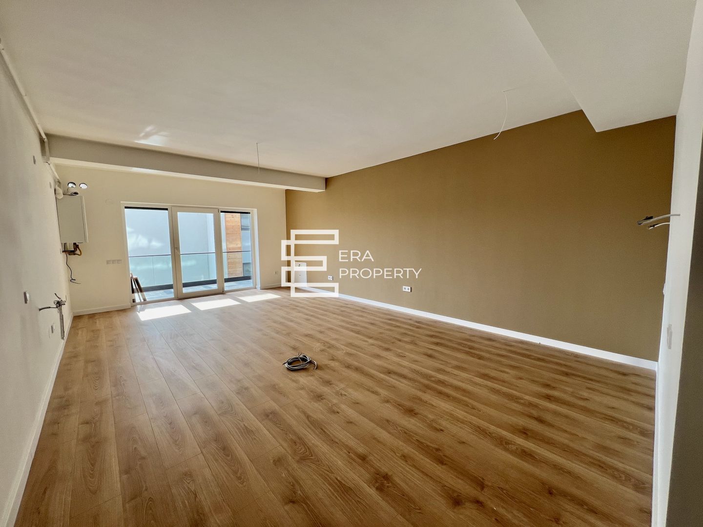 Apartament 1 cameră, 38 mp + logie 8 mp, parcare inclusă – Zona Vest Sibiu