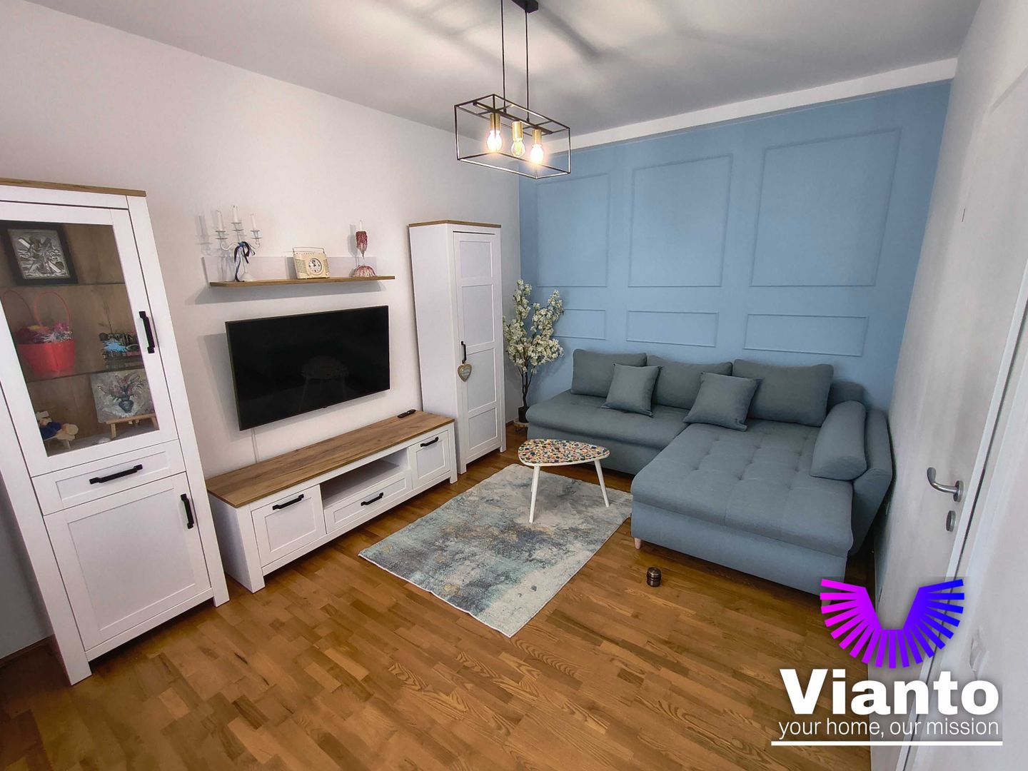 Apartament cu 2 camere decomandate balcon și 2 locuri de parcare