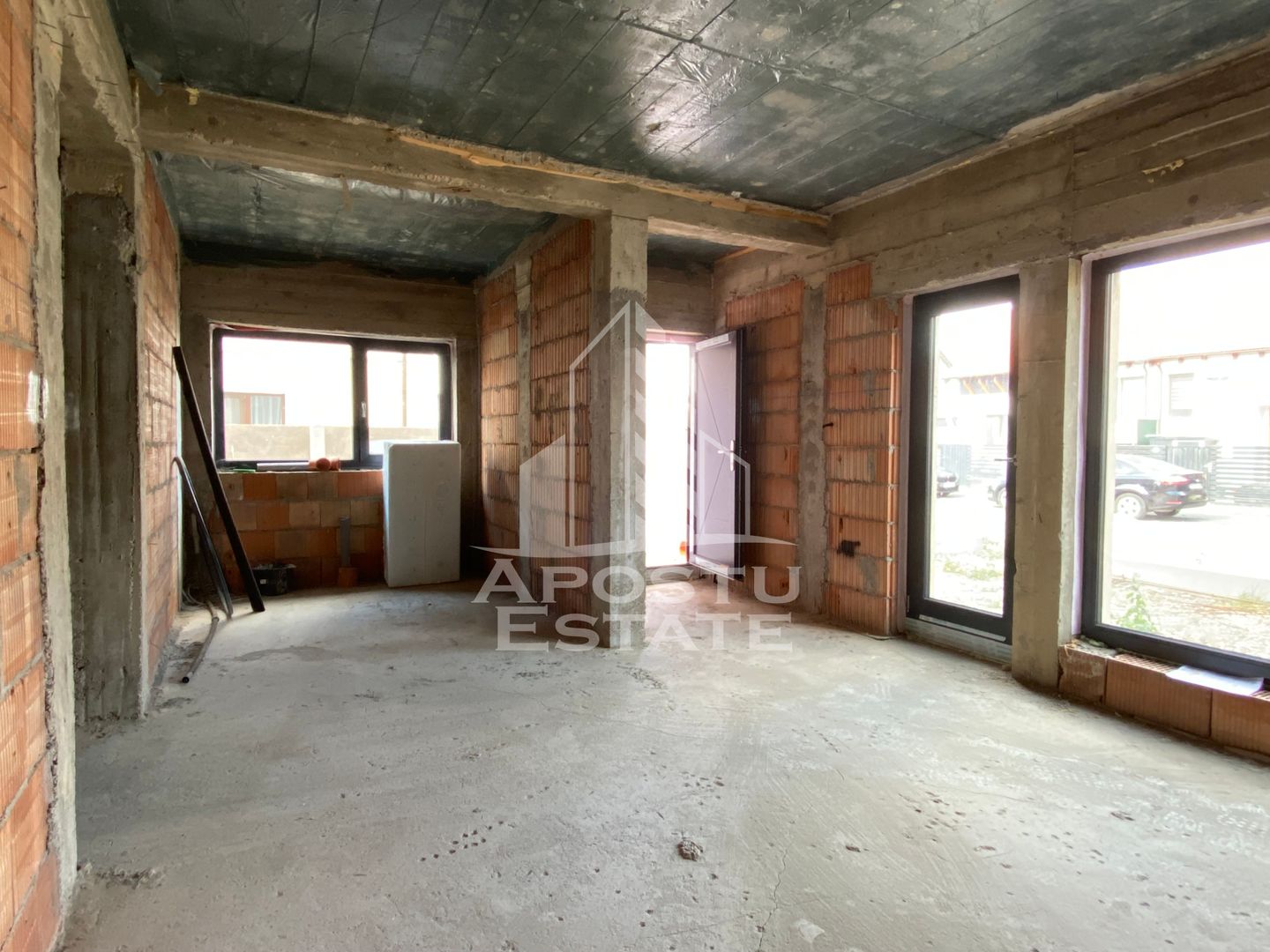 Duplex modern de vanzare Sacalaz finisaje premium