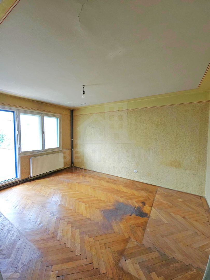 2 Decomandate-43mp-Etajul 3-Centrala termica-Cartier Astra-Brasov