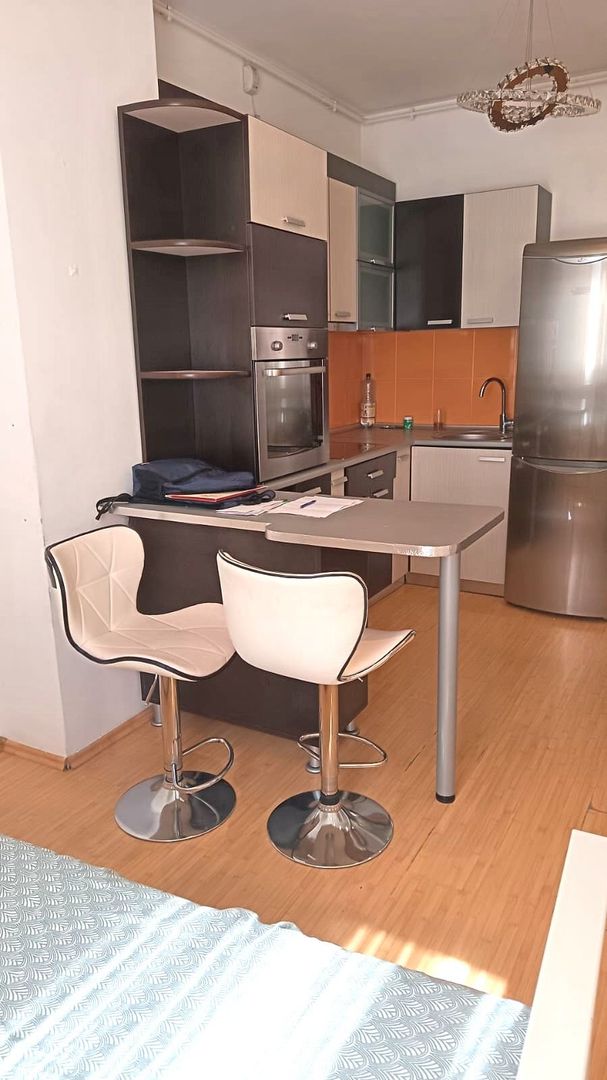 Apartament 2 camere de închiriat – Vitan Rin Grand Hotel 38 mp