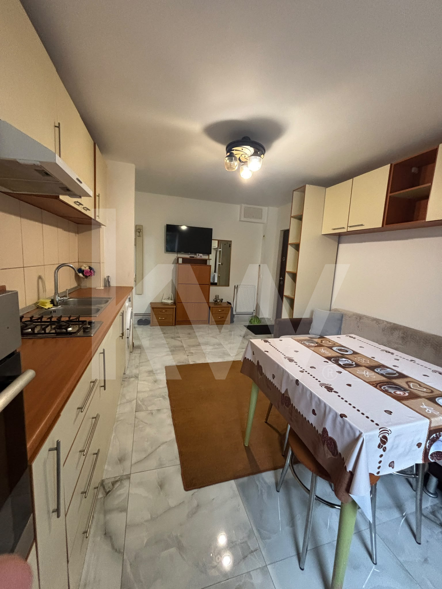 Apartament spațios cu 2 camere de închiriat zona Strada Siretului