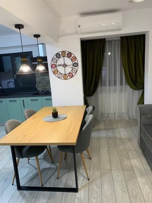 De inchiriat apartament cu 2 camere, Faleza, etaj 3, 2500 lei