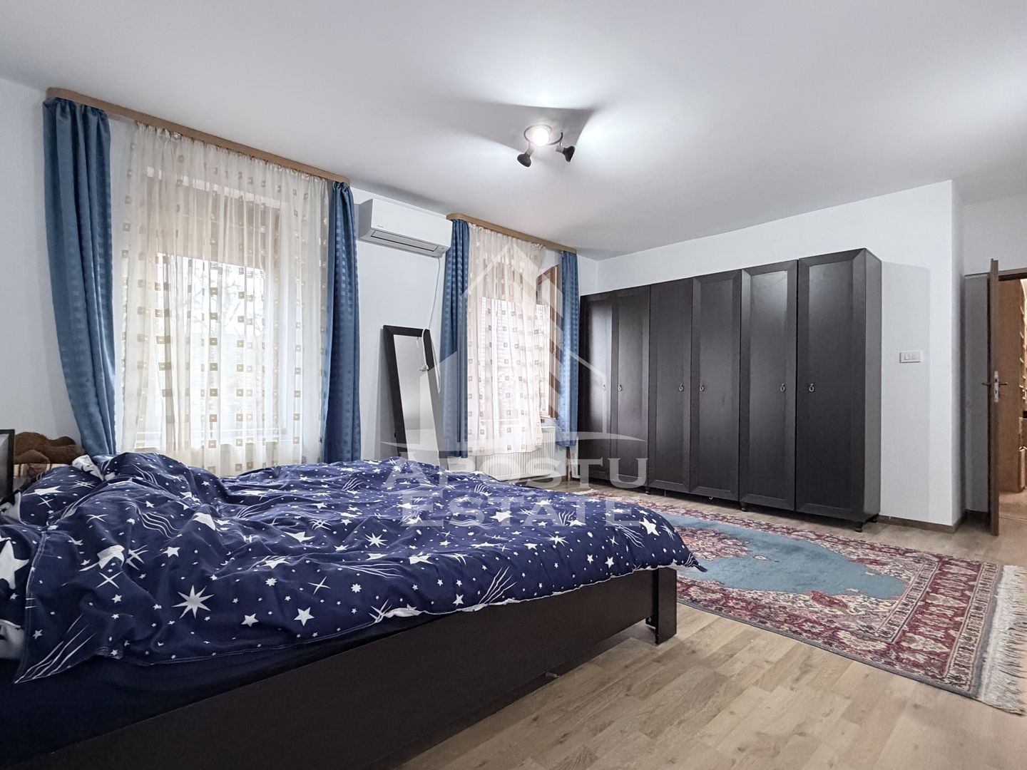 Casa moderna de vanzare Sanandrei