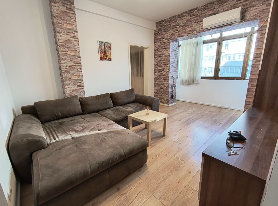 Ion Mihalache- Hotel Samaa- centrala proprie!