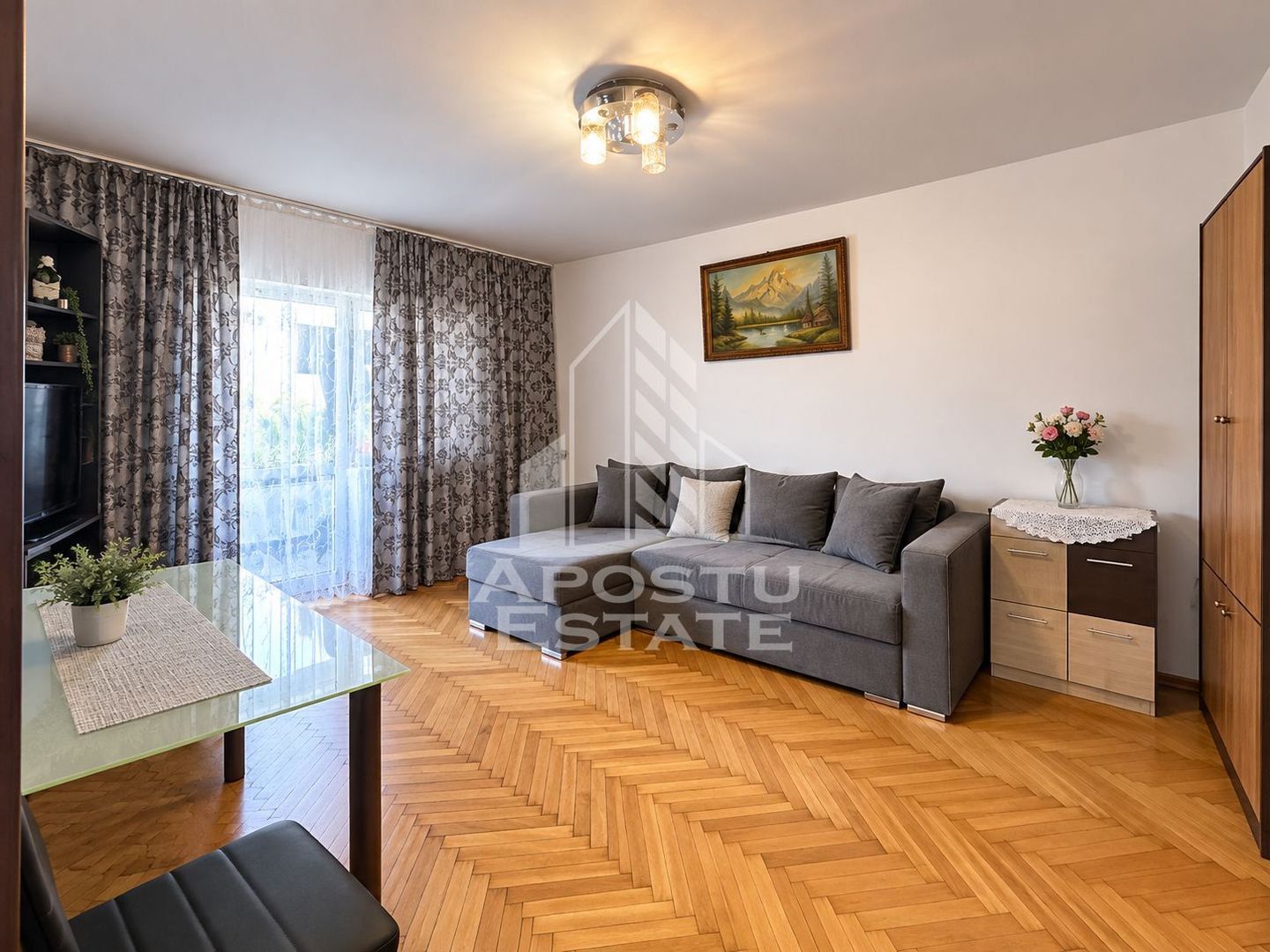 Apartament cu 2 camere decomandat spre vanzare, Timisoara zona Lipovei