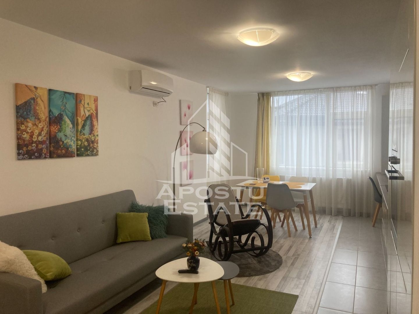Apartament 2 camere, prima inchirere, loc de parcare, City of Mara