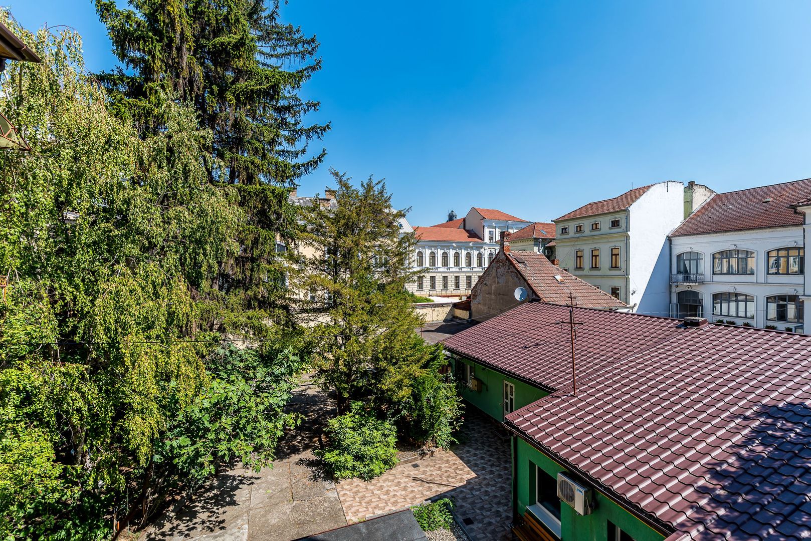 Apartament 3 camere lângă Parcul Copiilor | Etaj 1 | Fațadă renovată