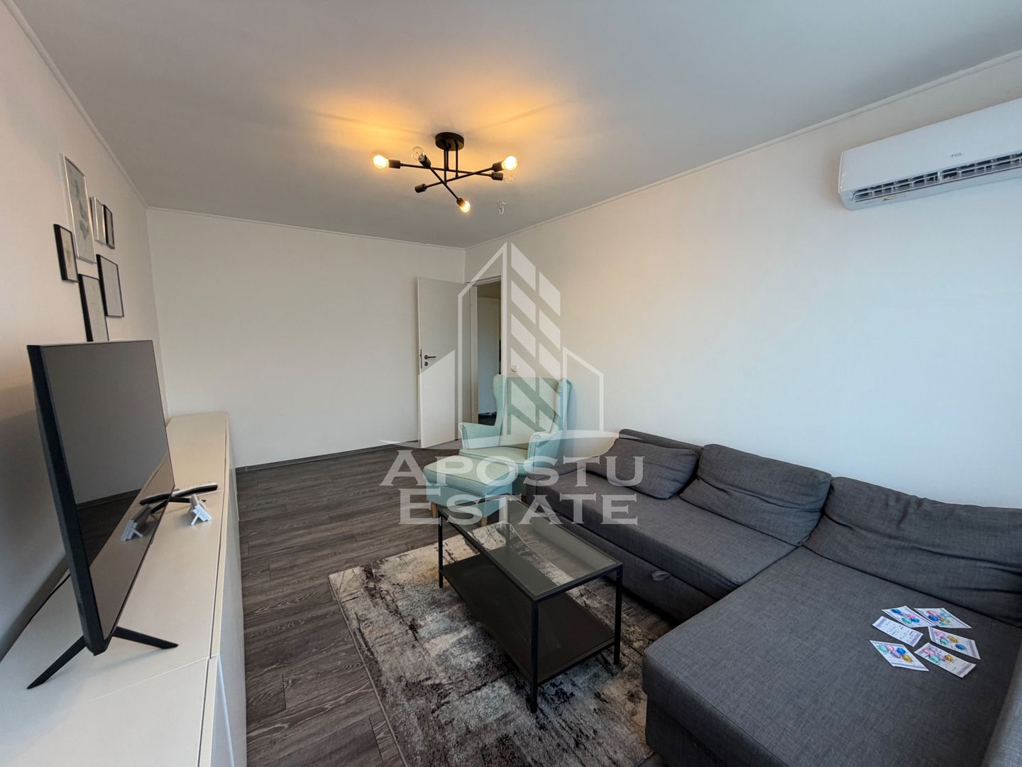 Apartament cu 2 camere de vanzare, renovat , Zona Aradului , Timisoara