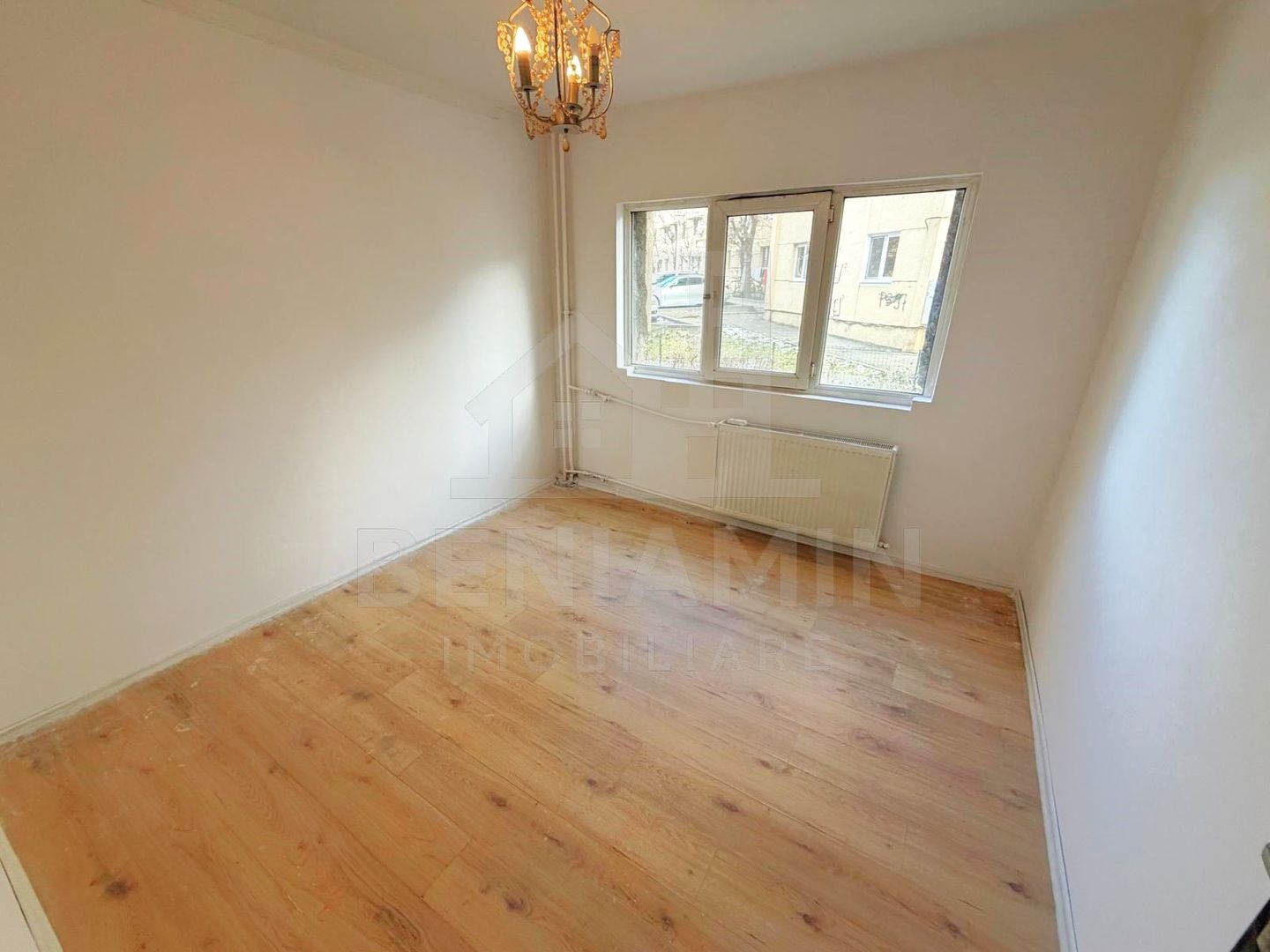 4 Decomandate-Doua bai-Parter-Disponibil Imediat-Zona lini...