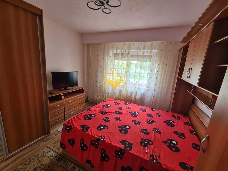 3 Camere decomandate,Parcare, Intre lacuri, FSEGA, Iulius Mall,Dunarii