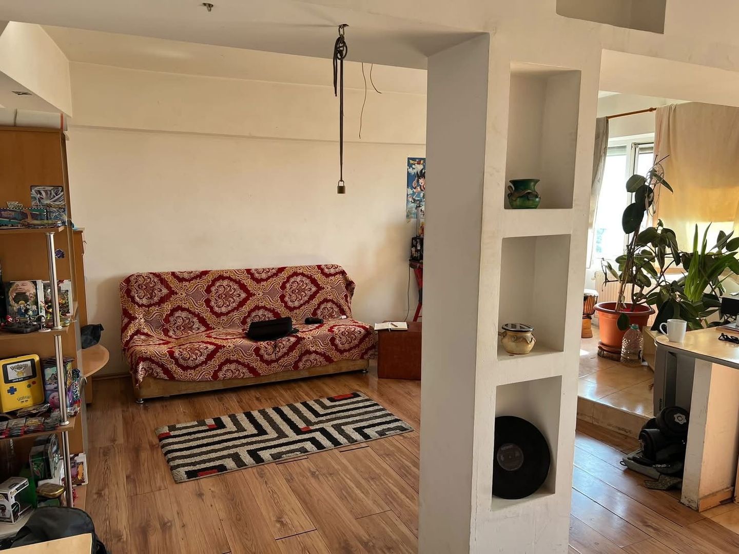 Apartament 3 camere | 70 mp utili | Centrală proprie | Sim...