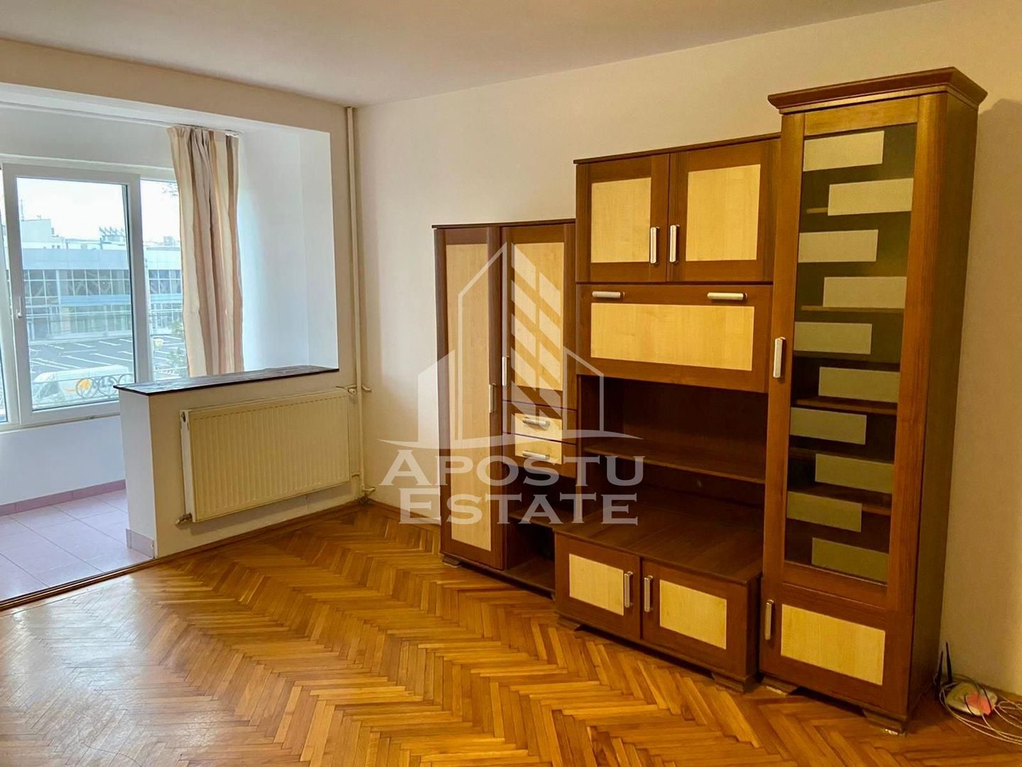 Apartament 1 camera de vanzare, zona Circumvalatiunii, Timisoara