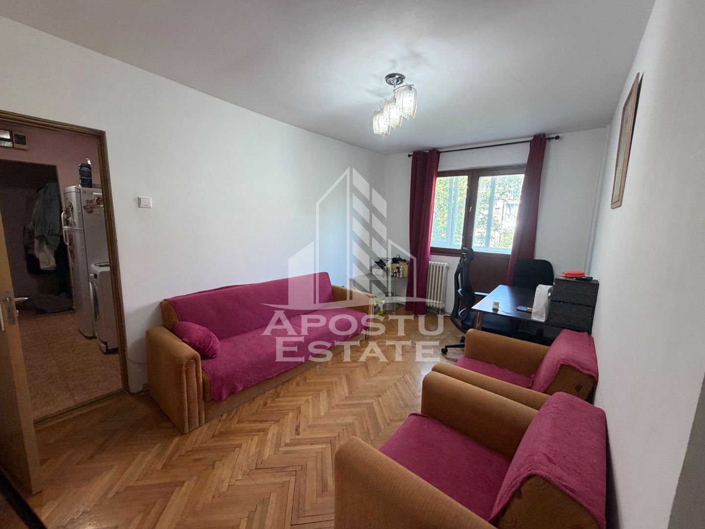 Apartament cu 3 camere ,etaj intermediar, Zona Dacia ,Timisoara