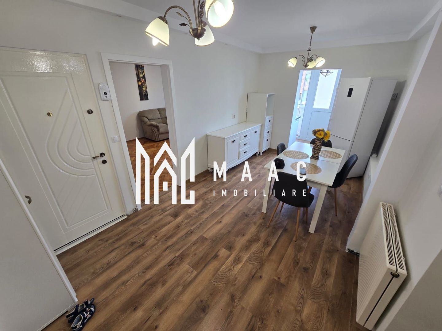 Apartament 3 dormitoare etajul 1 zona Garii
