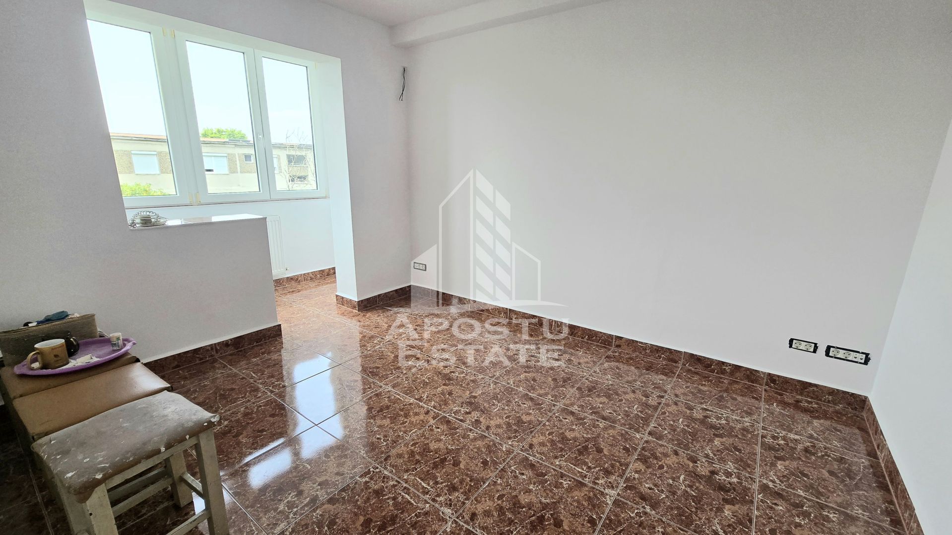 Apartament cu 2 camere, centrala proprie, zona Dacia