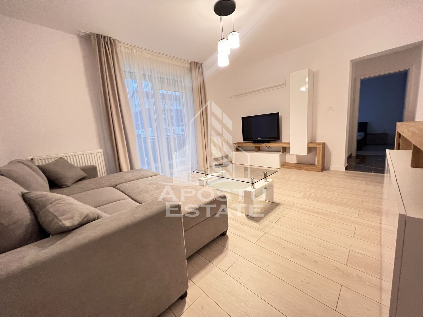 Apartament cu 2 camere, loc de parcare, parter, Premium Residence.