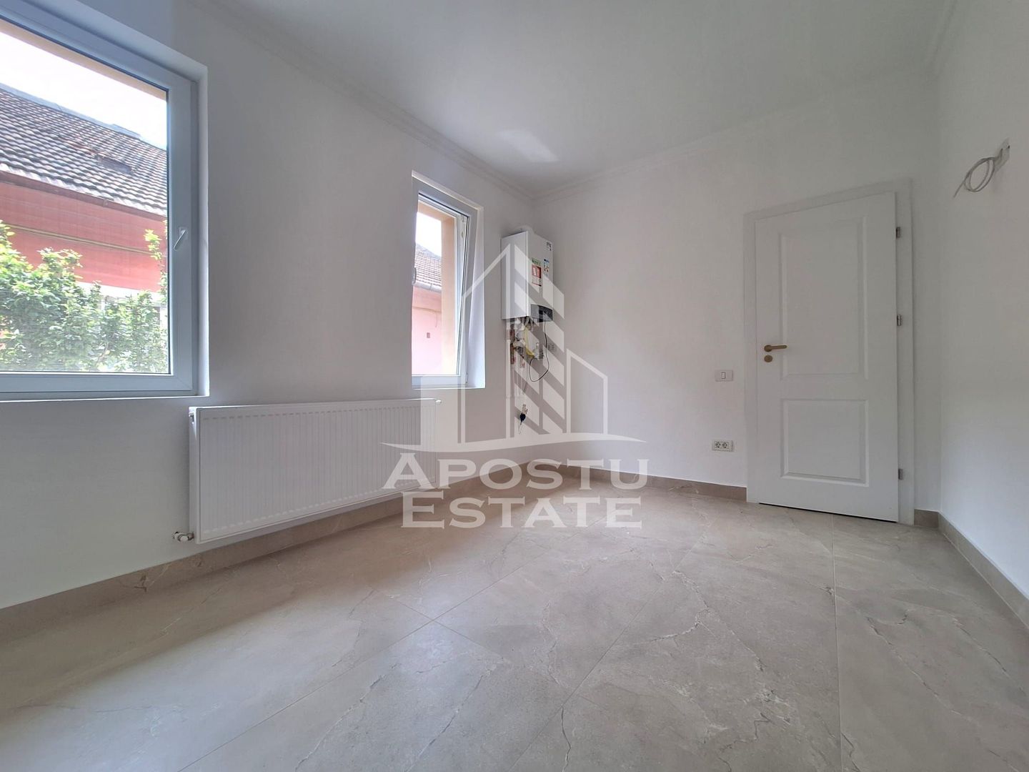 Apartament sau Spatiu comercial cu 2 camere, 47 mp utili, zona Intim