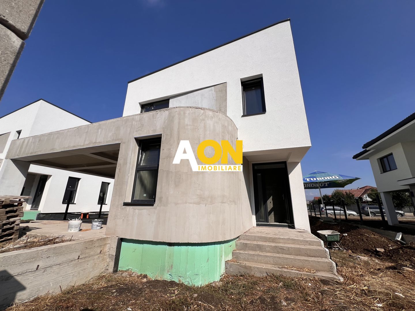 Casă Individuala 4 Camere | 3 Bai | 120 mp utili | Zona Alba-Micești
